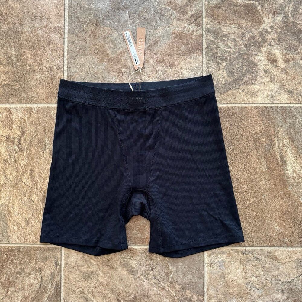 Skims Soft Lounge Boxer Onyx Size Small